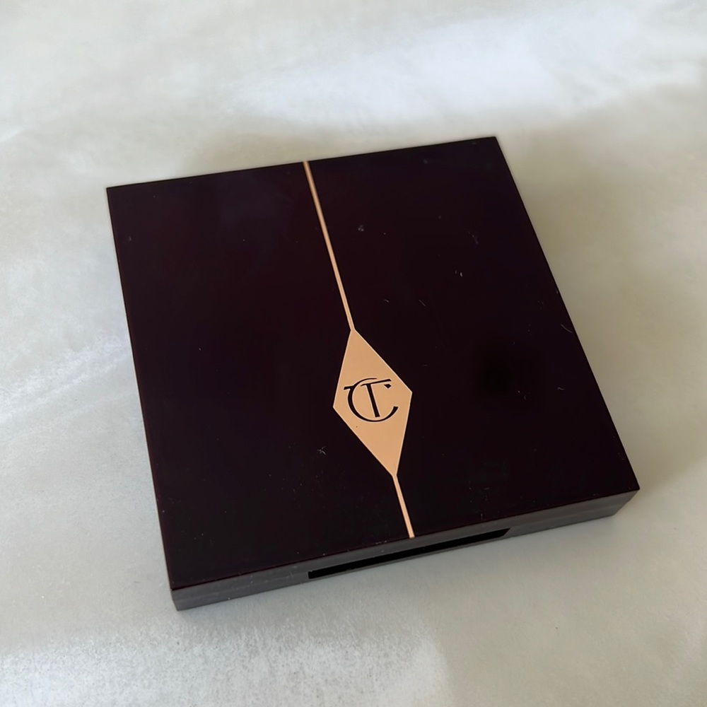 Charlotte Tilbury Exaggereyes eyeshadow palette